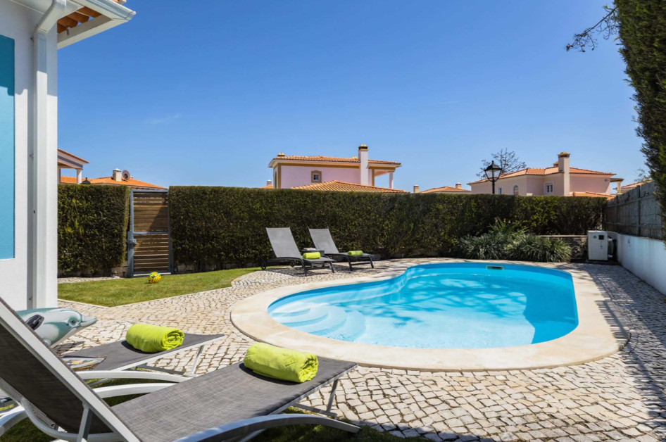 Villa Azure in Praia D'el Rey, Silver-coast